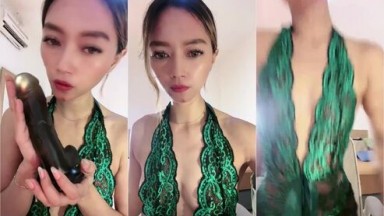 Jessy Curhat Pengen Squirt Pakai Dildo Terbarunya Mango 166661