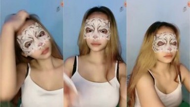 Pesona Susu Bulet Cewek Pirang Baru Jadi Host Dream 174424