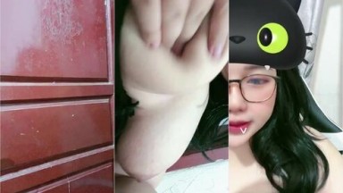 Si Gemoy Kacamata Doyan Mainin Uting Dream 159110